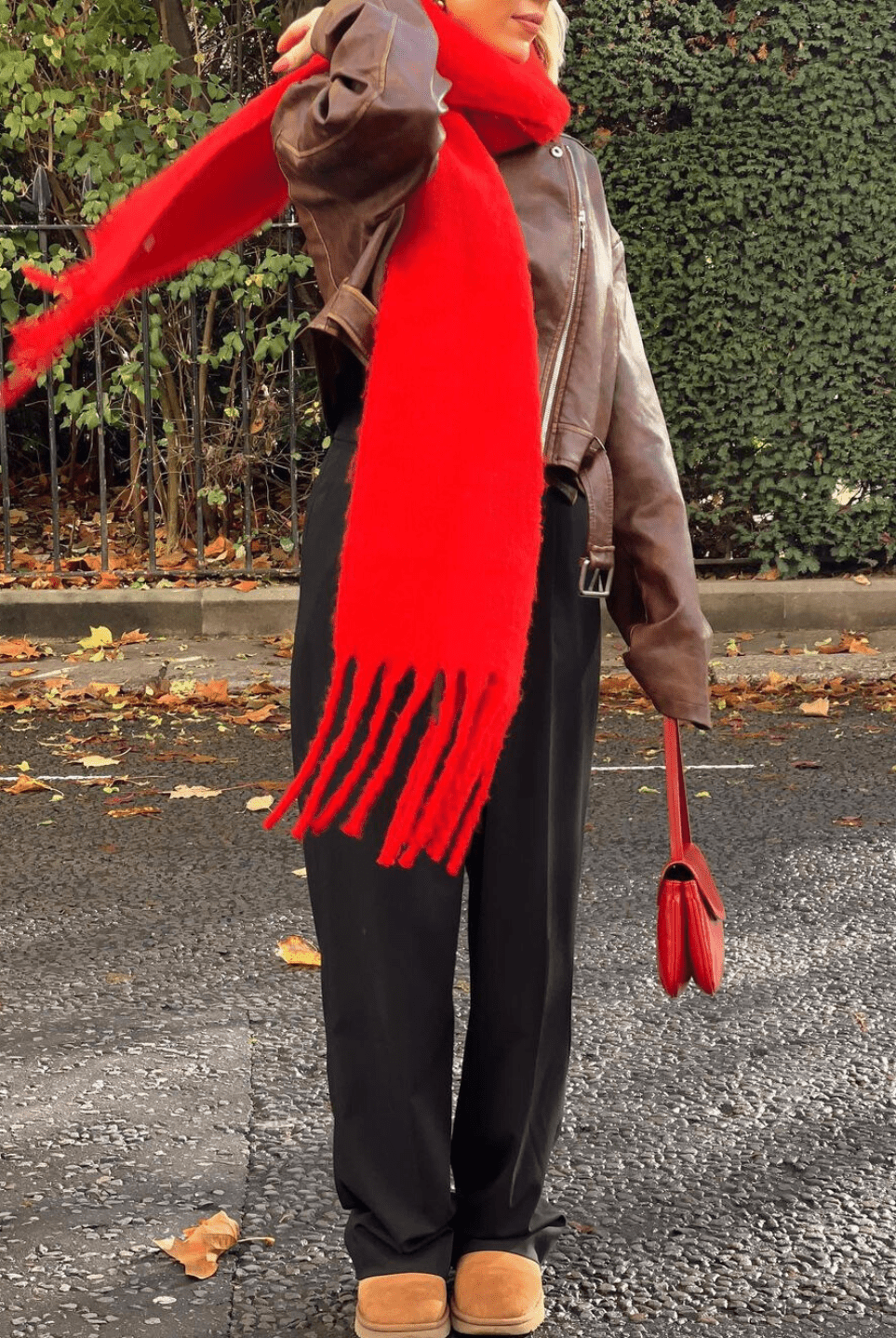 ZEYA - Thigh - Length Chunky Knit Scarf