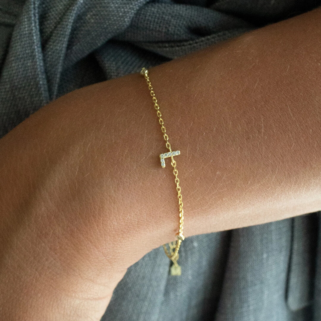 ZEYA - Aline Letter Charm Bracelet