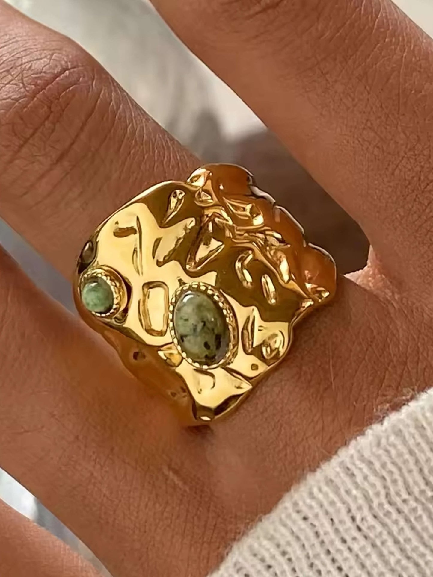 ZEYA - Gemma Chunky Detail Ring