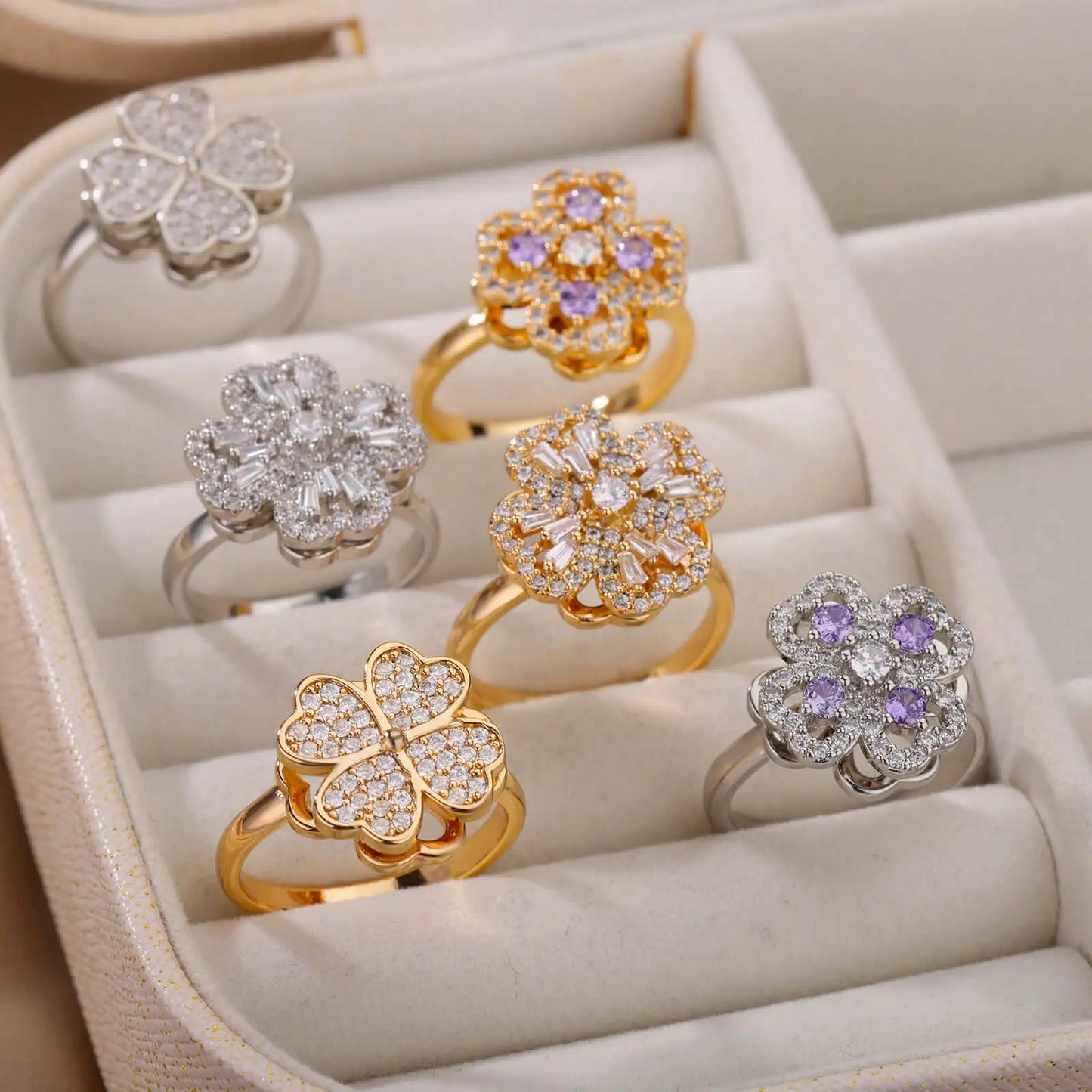 ZEYA - Hazel Clover Leaf Anxiety Ring